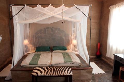 Fort Sesfontein Lodge & Safaris Exterior photo